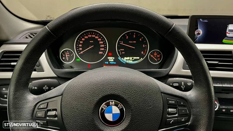 BMW 320 d Touring Line Modern - 24