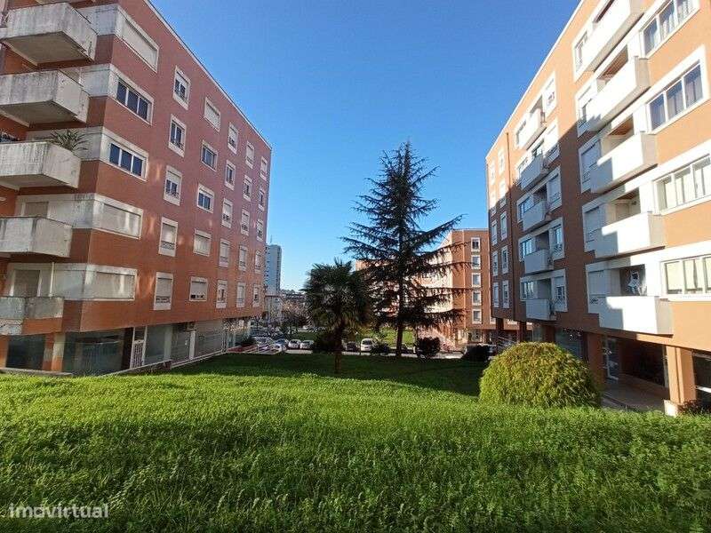 Apartamento T3 em Lomar, Braga - Grande imagem: 2/17