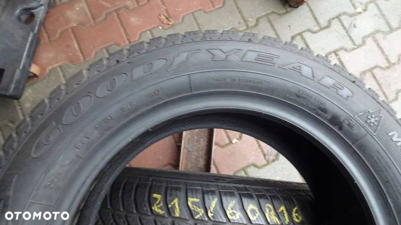 Opony zimowe 215/60R16 Goodyear Eagle Ultra Grip - 8