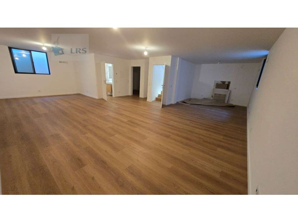 Murches, lindos acabamentos, moradia isolada com 3 suites e 1 quatr...-52