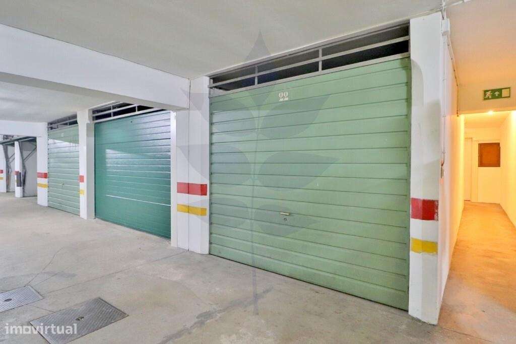 Apartamento T3 Renovado – São Victor, Braga-34