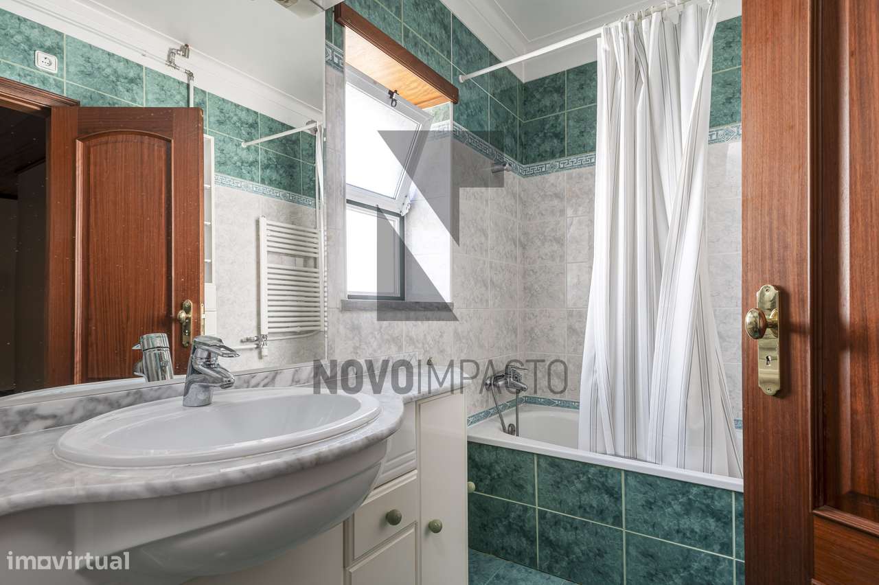 T4 Espaçoso no Centro do Montijo – Excelente Oportunidade-31