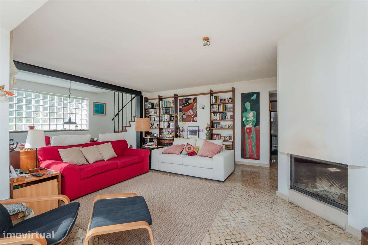 Moradia única à venda numa das melhores ruas de Oeiras-13