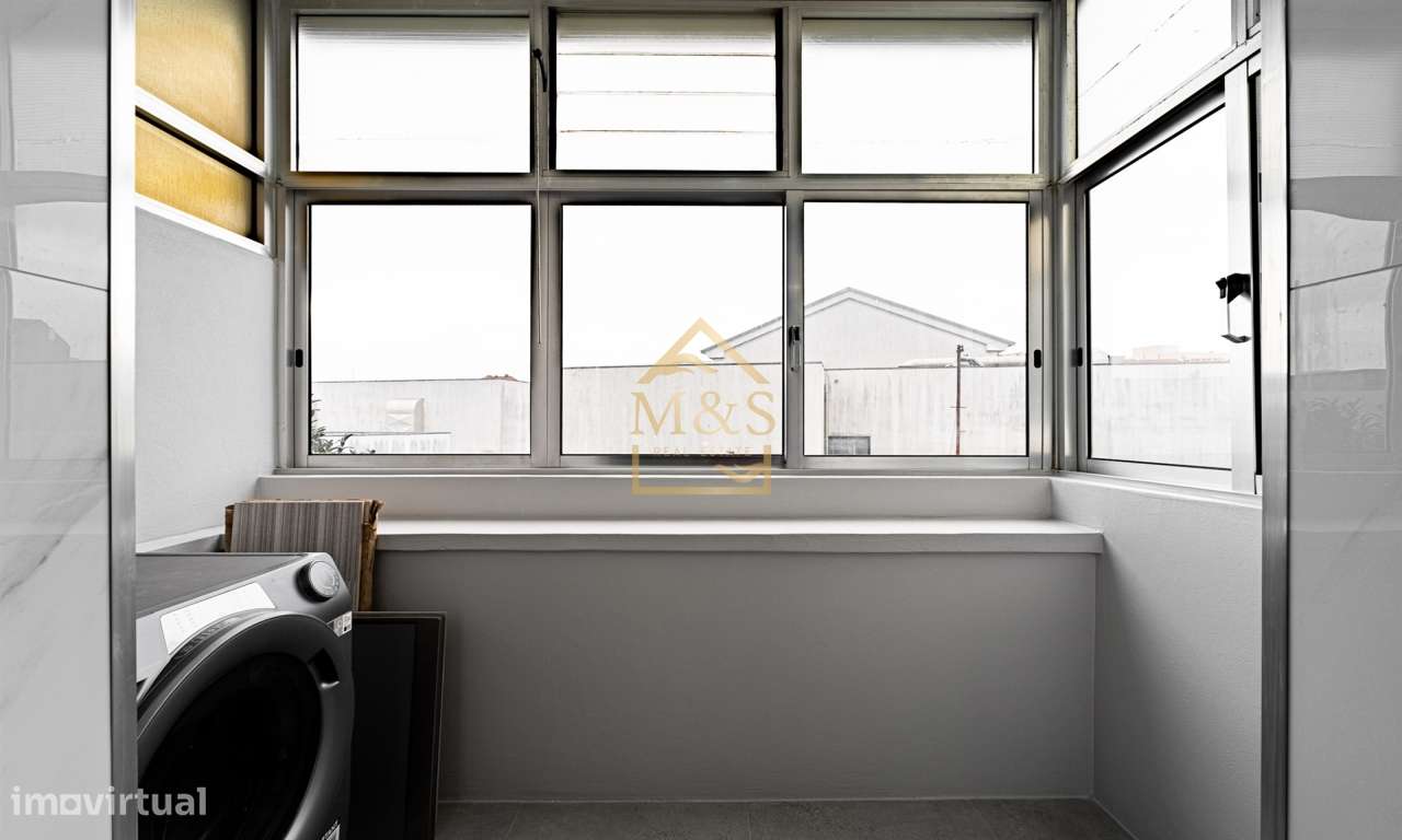 Apartamento T2 Remodelado, Jardim Privativo, Praça Velasquez- Porto-9