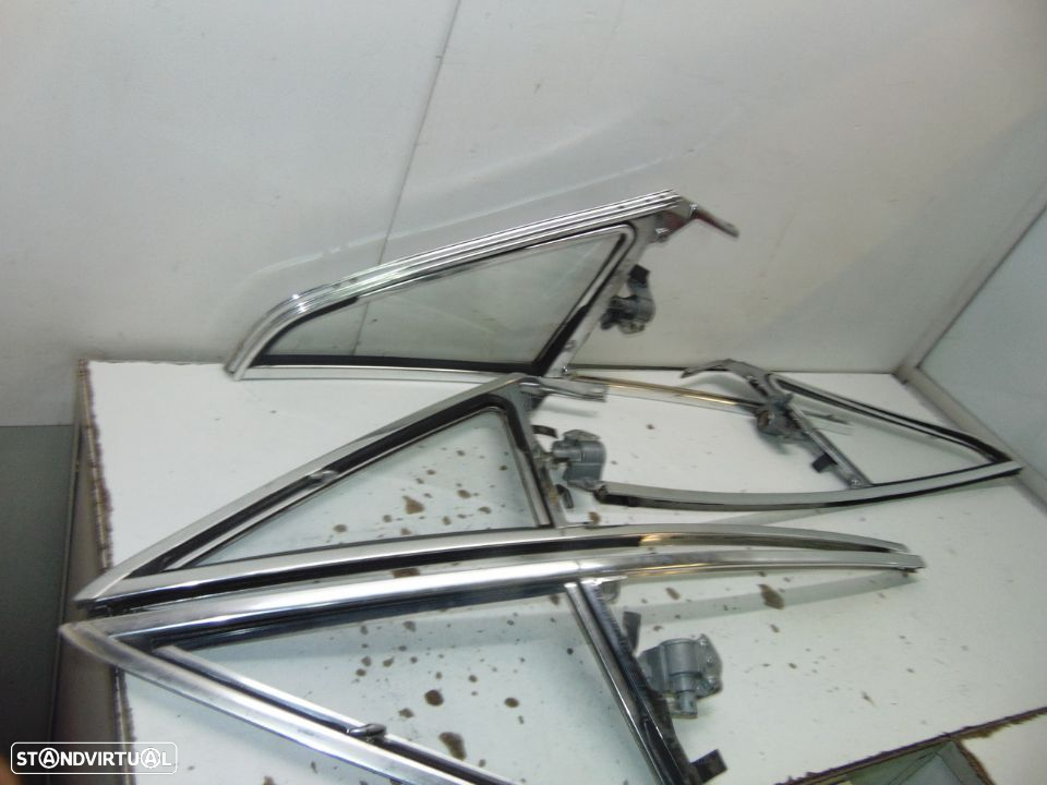 Bmw 1602, 2002, e 1800 e 2000 vidros triangulares da porta - 6