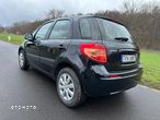 Suzuki SX4 1.6 GS / Premium - 3