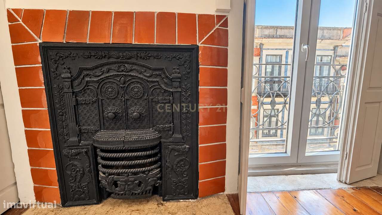 Apartamento T0 | 60 m² | Alojamento Local ativo | Porto-13