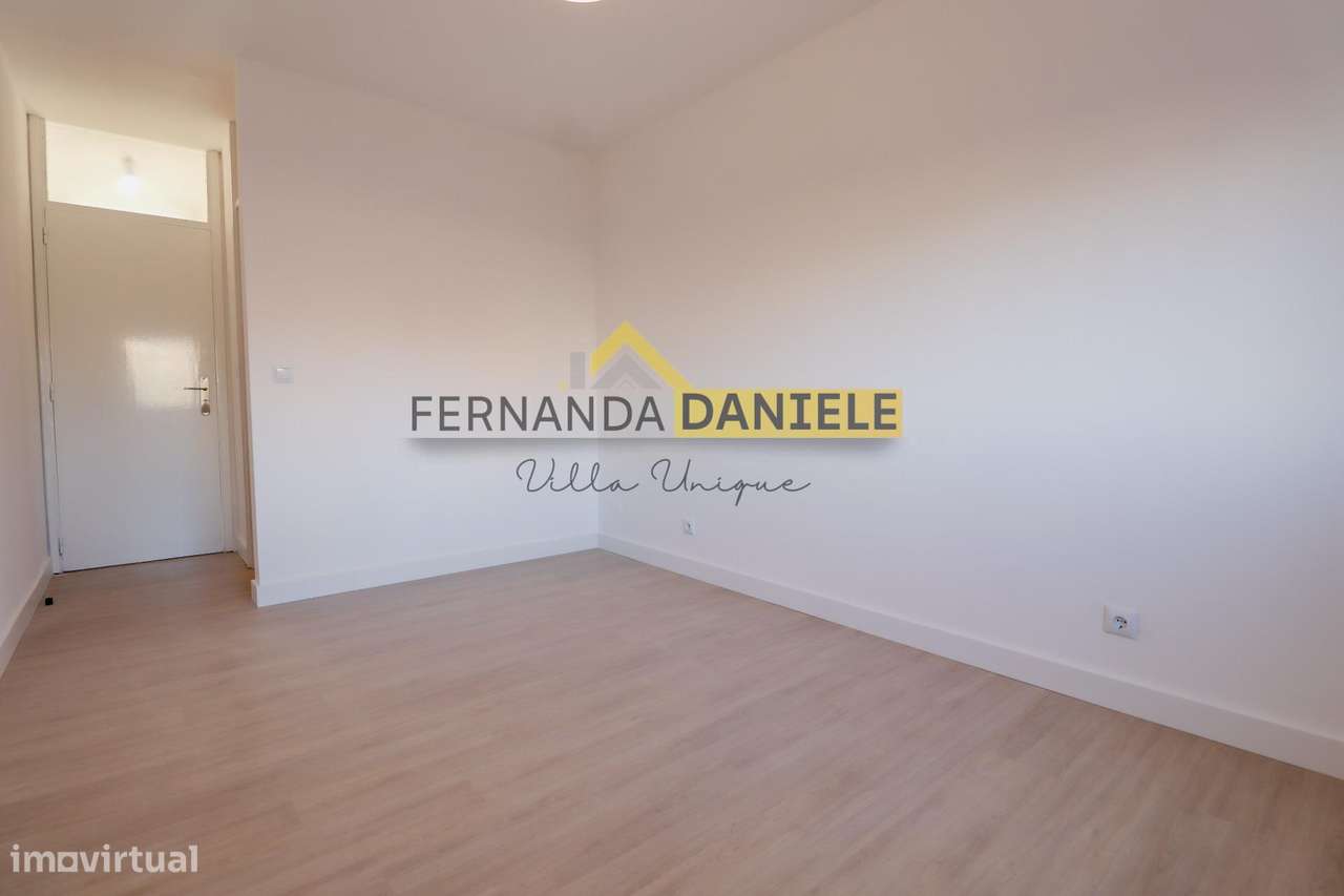* Oportunidade * Apartamento T3 remodelado, em localização...-13