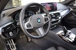 BMW 530 e Pack M - 32