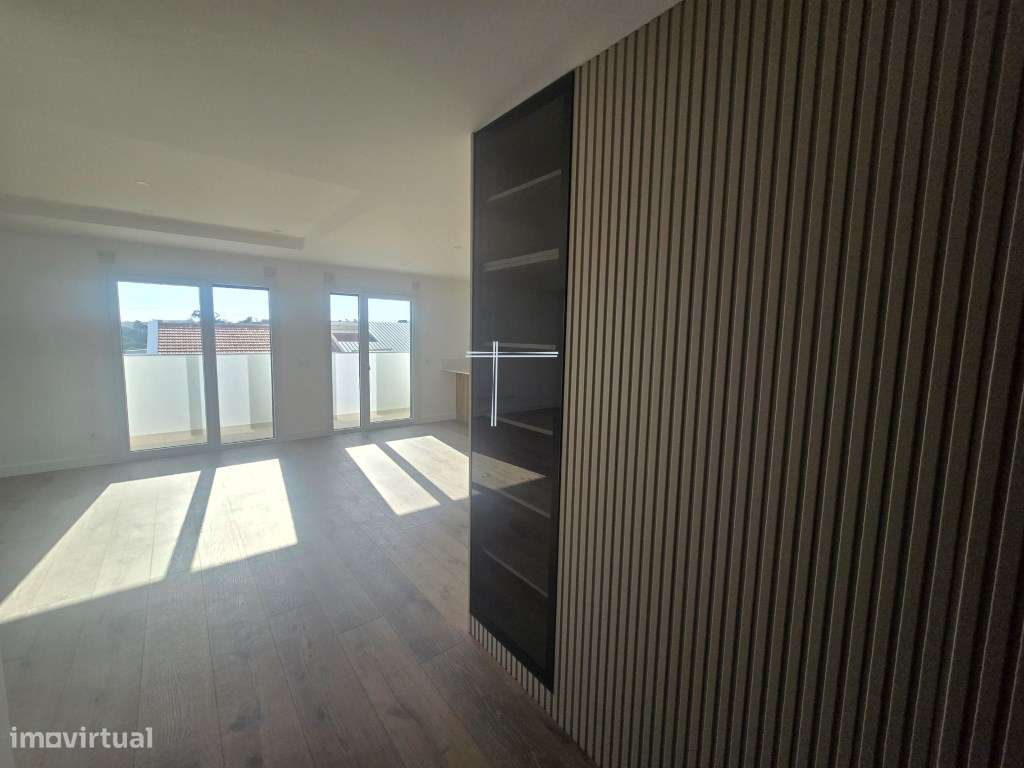 Apartamento T3, com varanda, arrecadação e parqueamento - Quinta do...-6