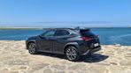 Lexus UX 250h Sport - 4