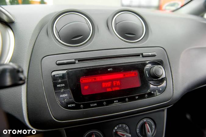 Seat Ibiza 1.6 16V Stylance - 21