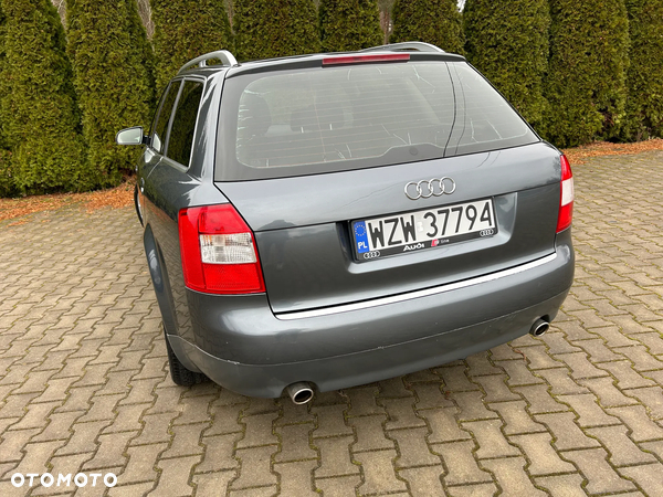 Audi A4 Avant 3.0 - 9