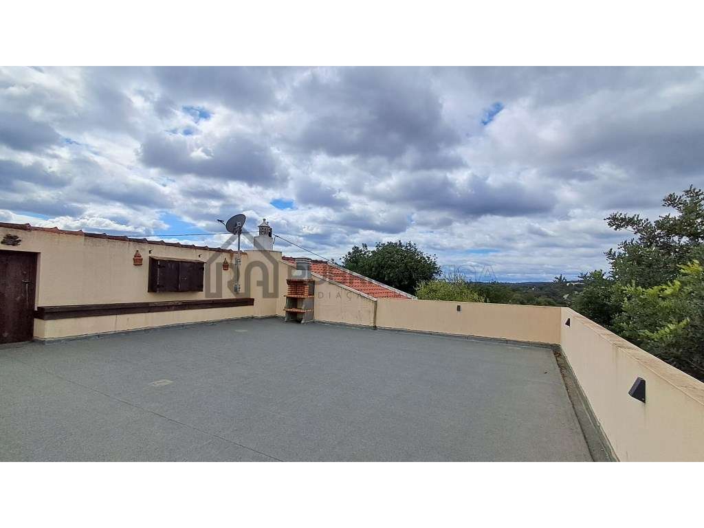 Moradia Renovada no Campo com anexos, Vista Desafogada e Grande Pot...-37