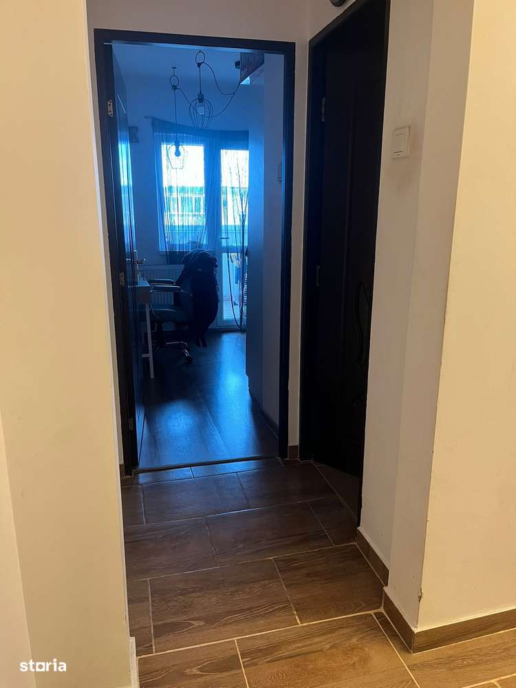 Urgent! 4 Camere 90mp tractorul aproape de piata și mall Coresi! - Imagine principală: 5/15