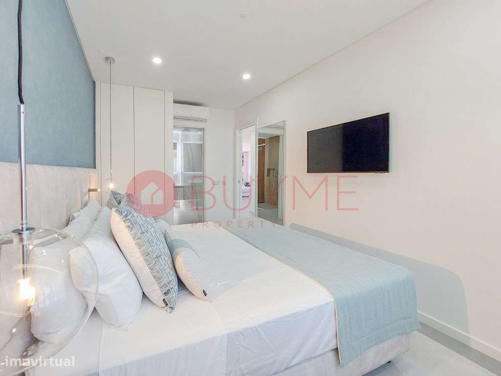 Apartamento T2 Luminoso com Vista Mar em Quarteira-21
