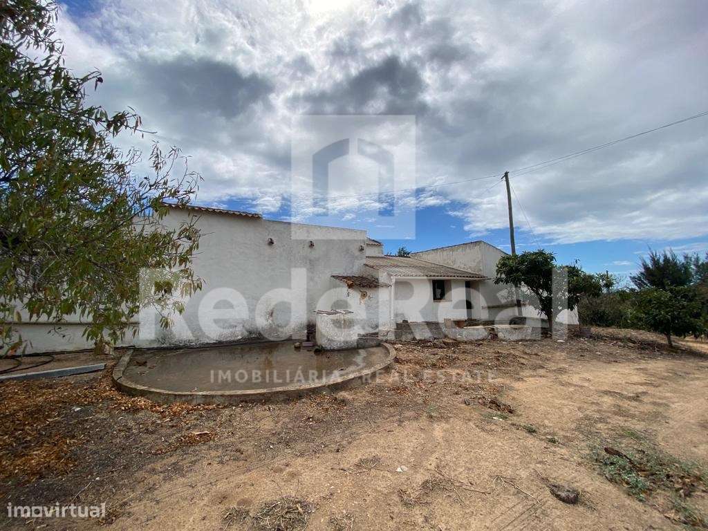 Moradia para recuperar com vista mar - Grande imagem: 4/43