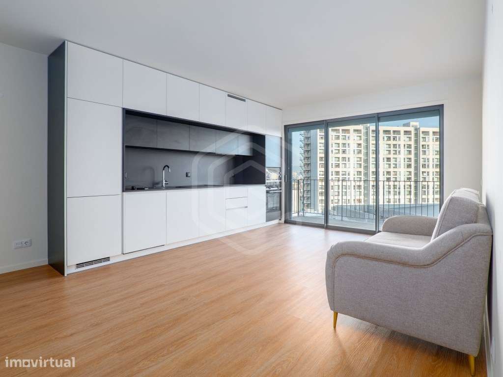 Apartamento T3 junto ao Estádio do Dragão - Porto - Grande imagem: 4/33