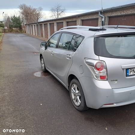 Toyota Verso 1.8 Sol 7os MS - 6