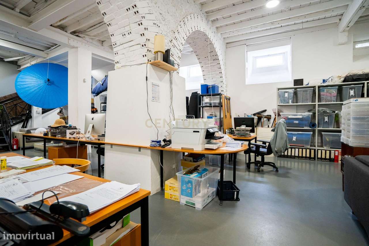 AOS INVESTIDORES - ACTIVO COM RENDIMENTO ENTRE A ESTRELA E CAMPO DE OU - Grande imagem: 4/29