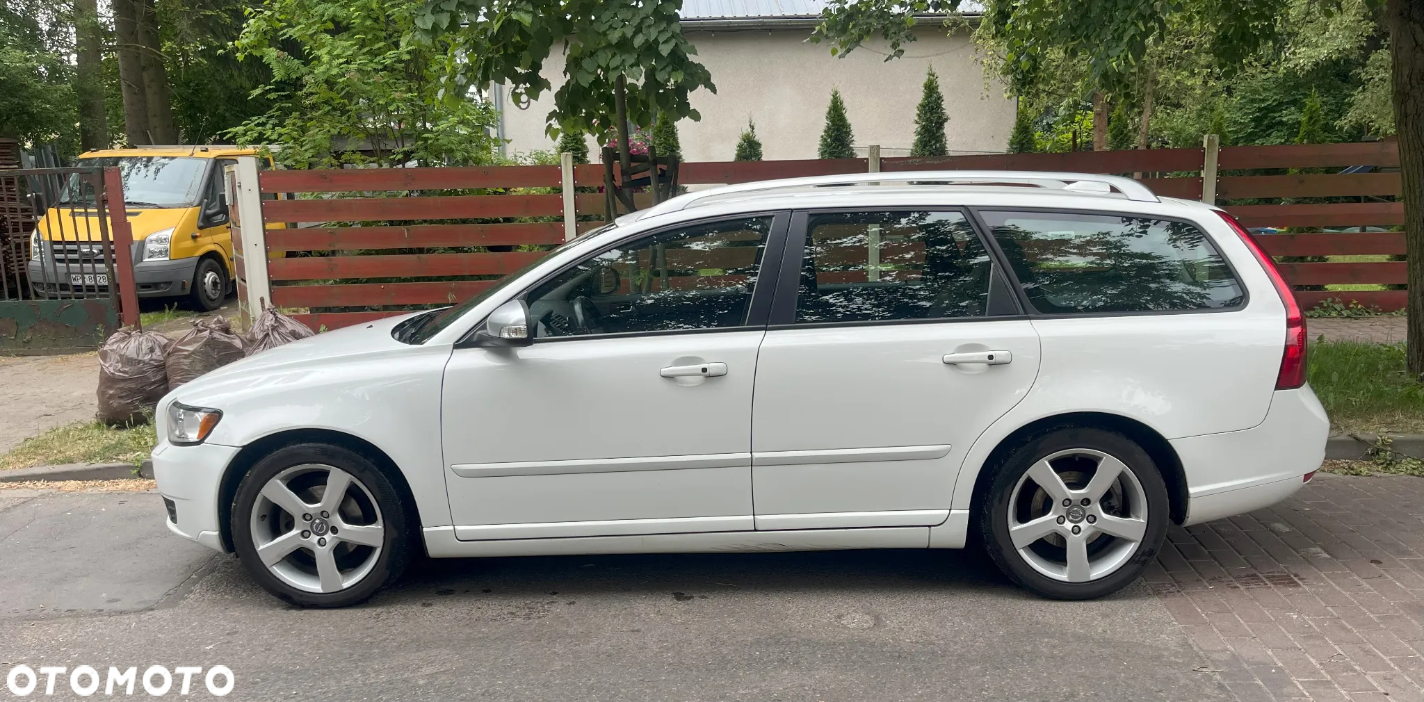 Volvo V50 D2 R-Design Start-Stop - 3