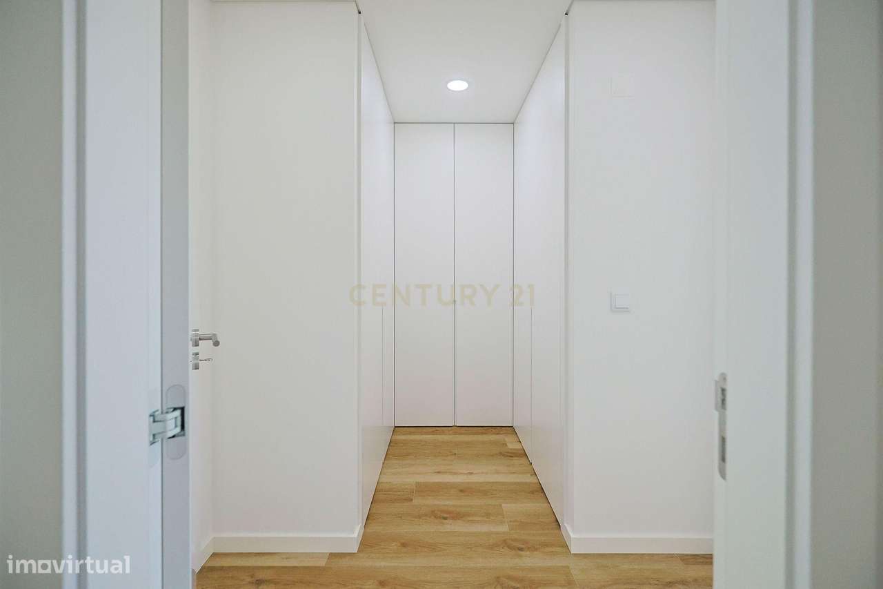 Moradia T4 em Charneca de Caparica, Almada-14