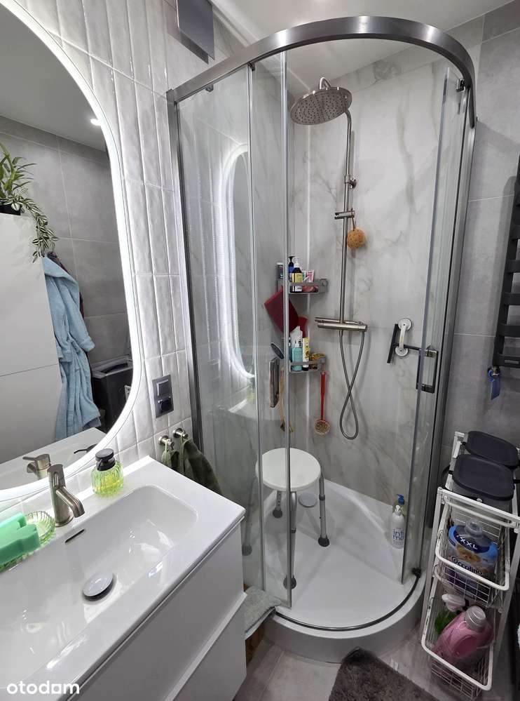 Trzypokojowe w pełni rozkładowe mieszkanie w bloku!-0