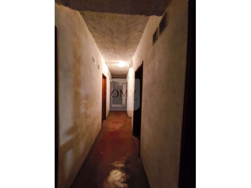 Arrecadação no Edifício Mantas em Vila Real - Grande imagem: 4/6