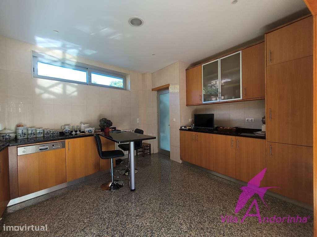 Moradia T3 Independente a 10 minutos da praia e a 15minutos do cent...-9