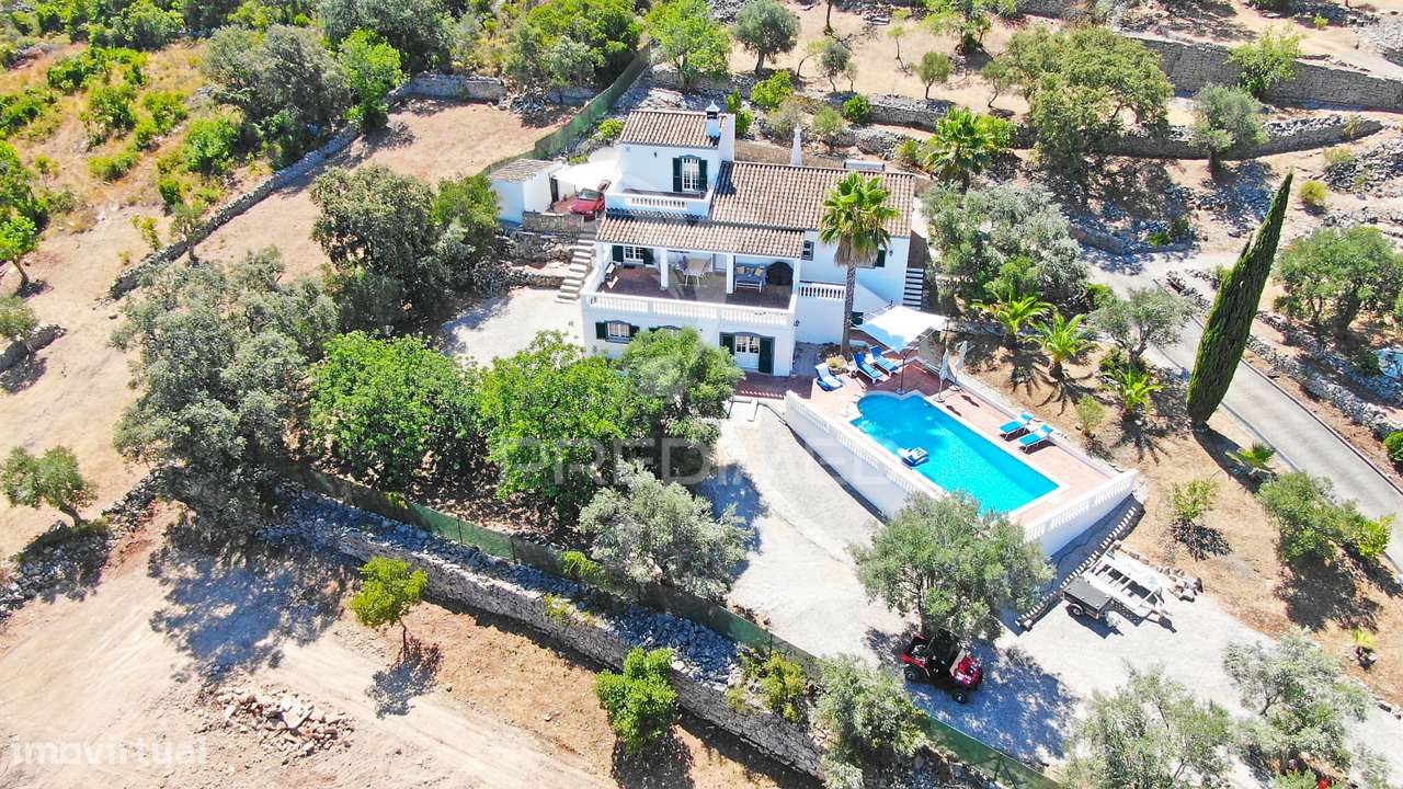 Maravilhosa casa de campo com possibilidade de ser investimento tur... - Grande imagem: 2/37