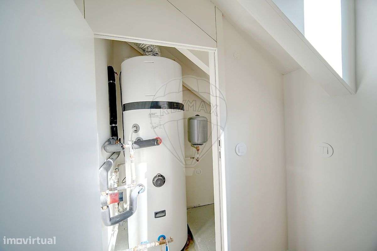 Moradia T5 para venda-13