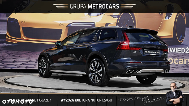 Volvo V60 Cross Country Pro D4 AWD - 6