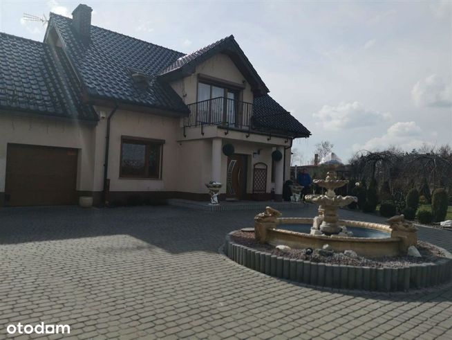 Piękna rezydencja w spokojnym miejscu Zbrosławic