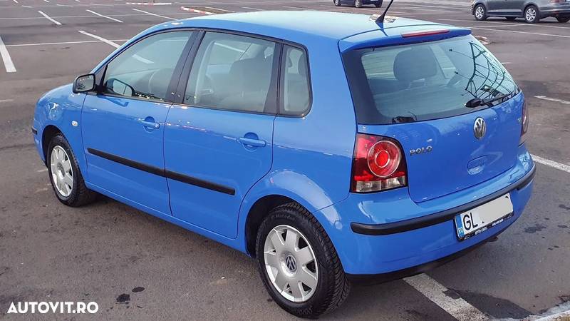 Volkswagen Polo - 4