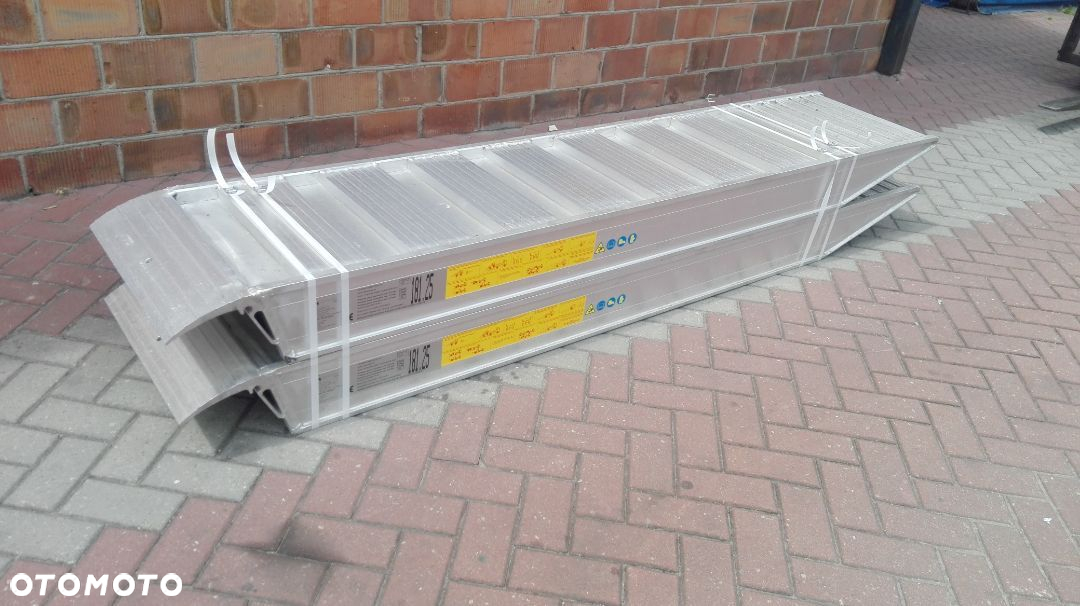 Najazd Aluminiowy 3m do 11 ton - 7