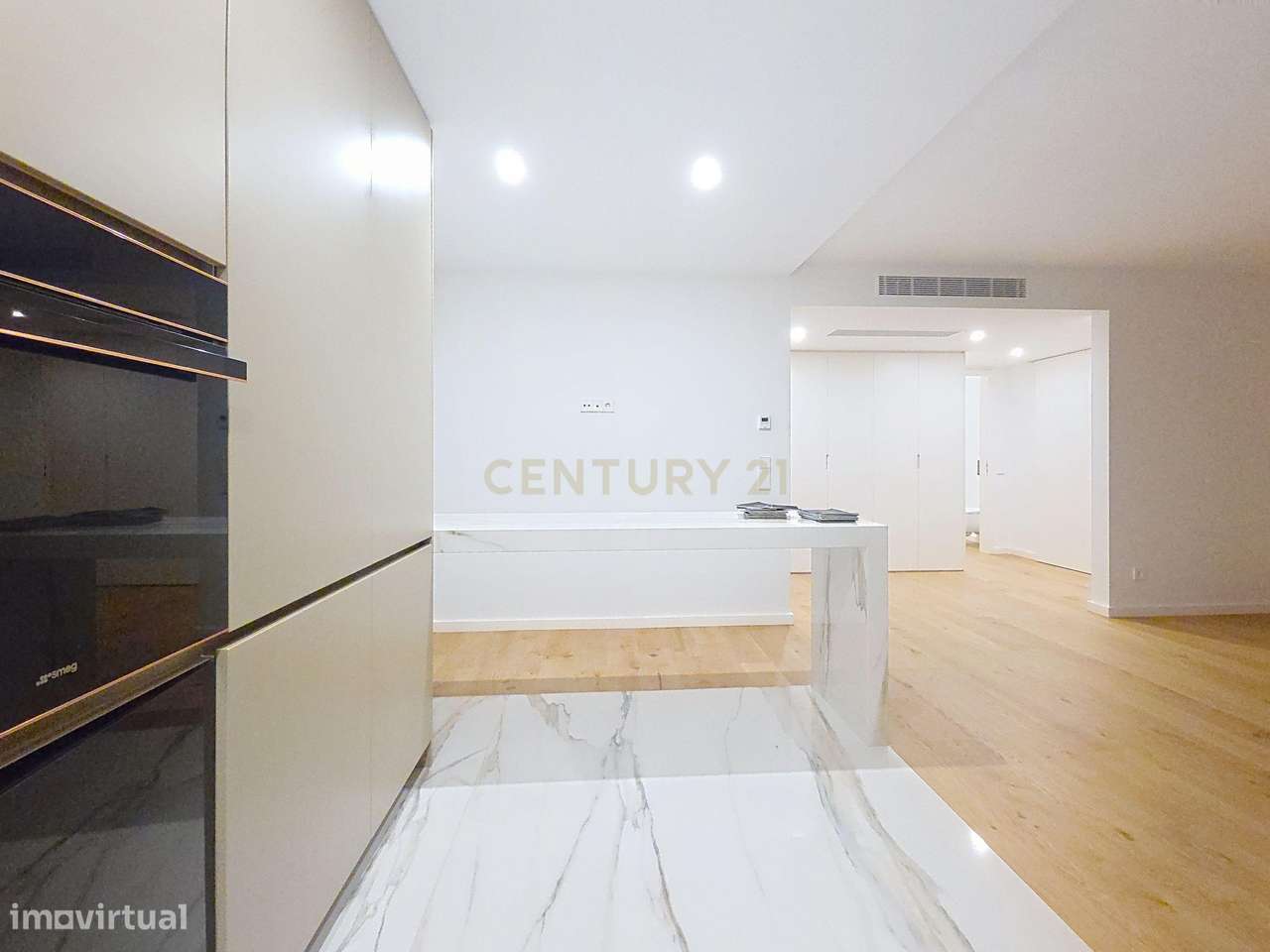 Apartamento T4 Duplex com Piscina Privativa e 4 Suites - Condomínio Do - Grande imagem: 4/45