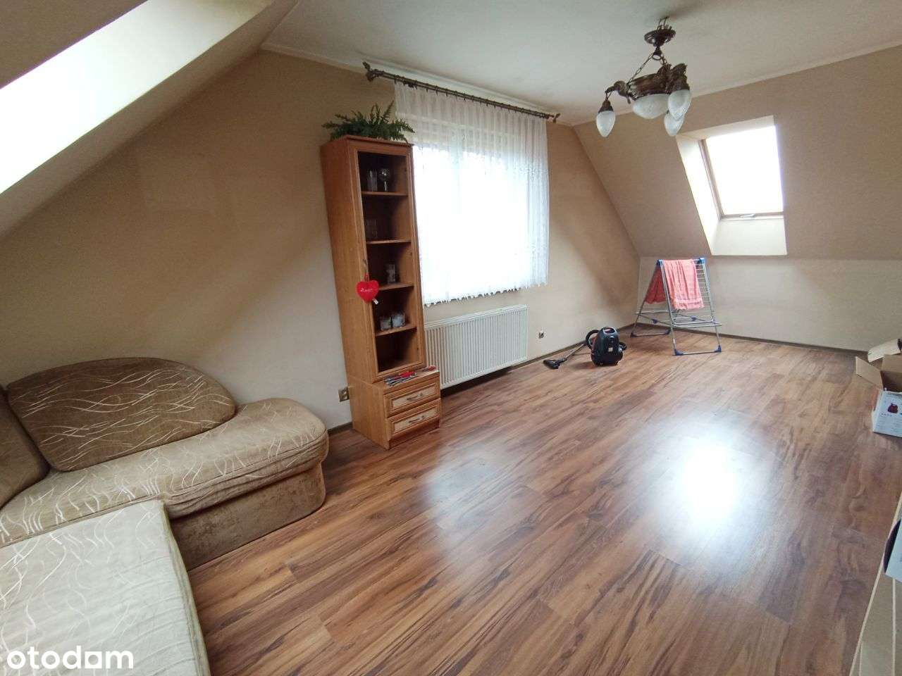 Dom z 2016r z ogromną działką  w spokojnej okolicy blisko centrum-3