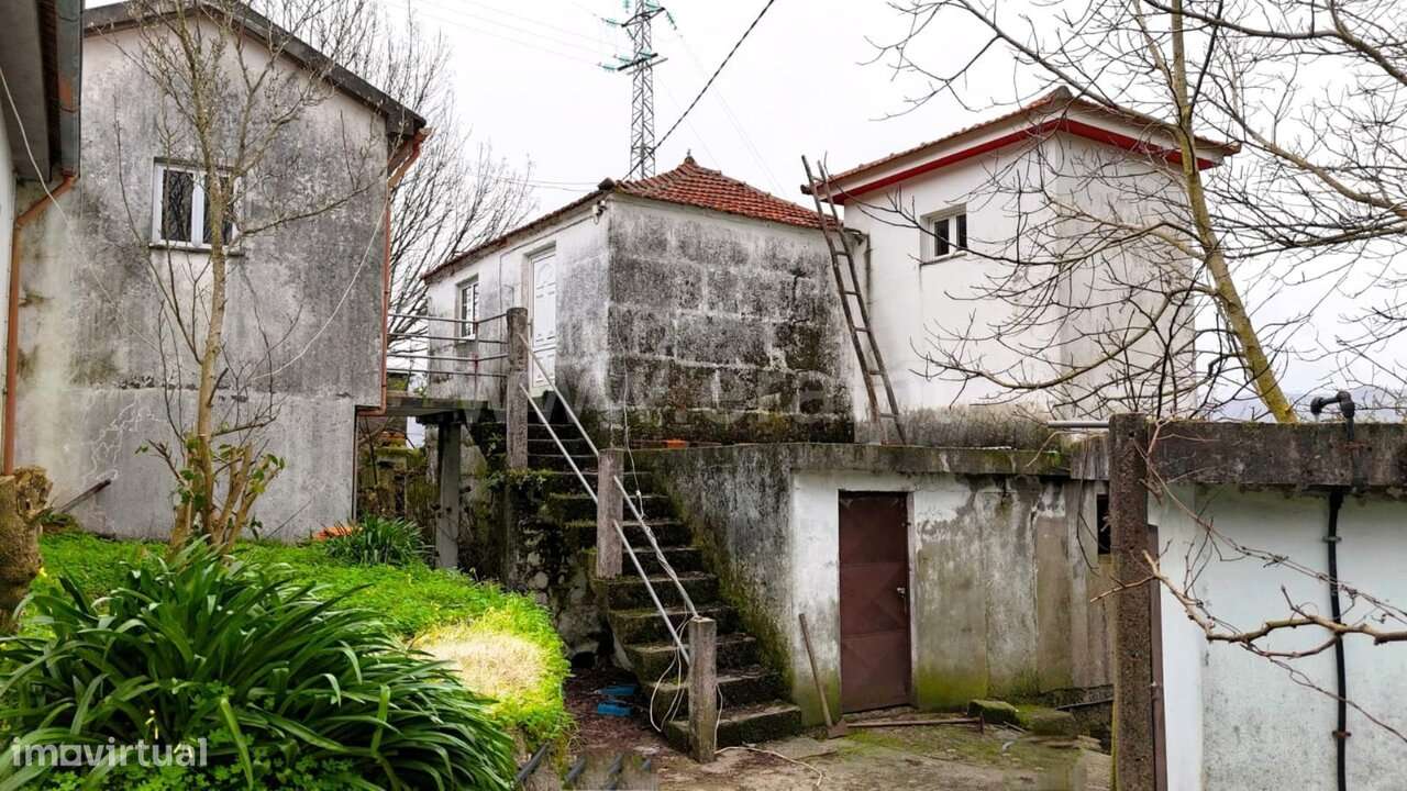 Moradia T4 / Baião, Gove-8