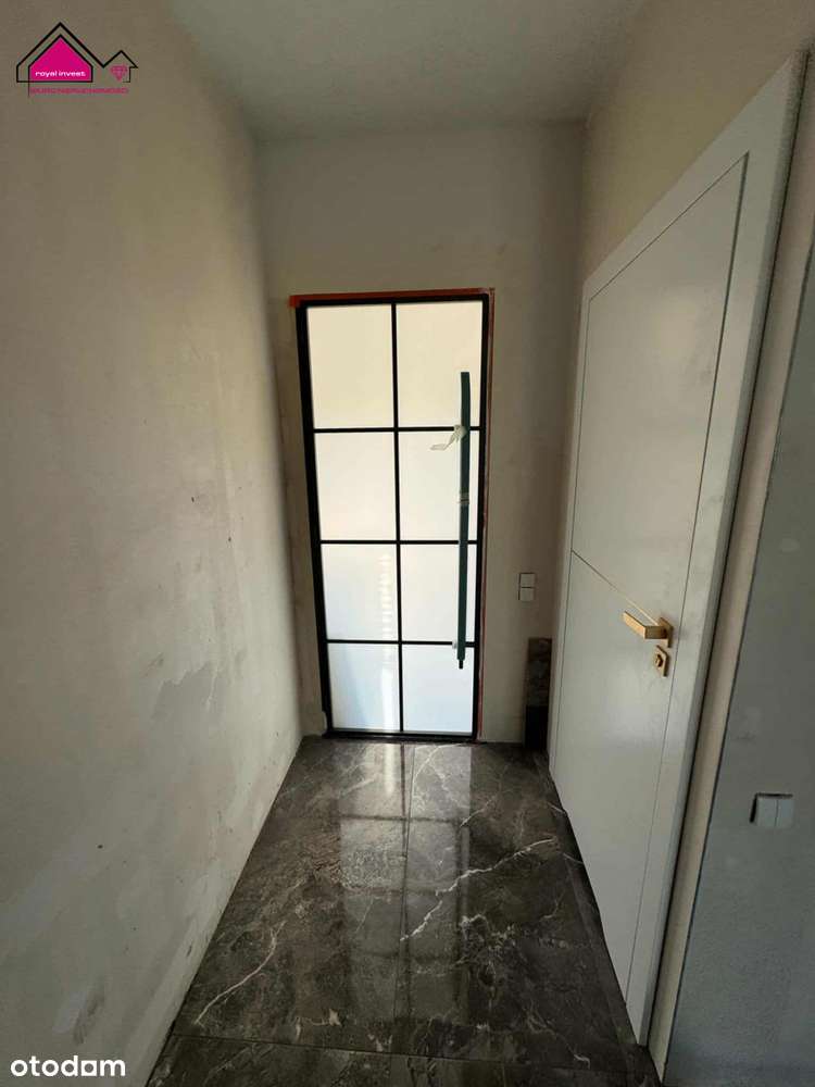 Nietuzinkowa nieruchomość w spokojnej okolicy-6