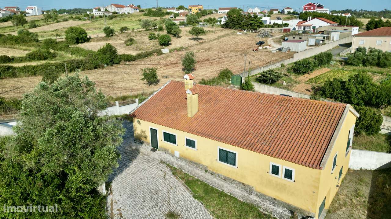 Moradia com terreno e árvores de fruto a 40mn de Lisboa-58