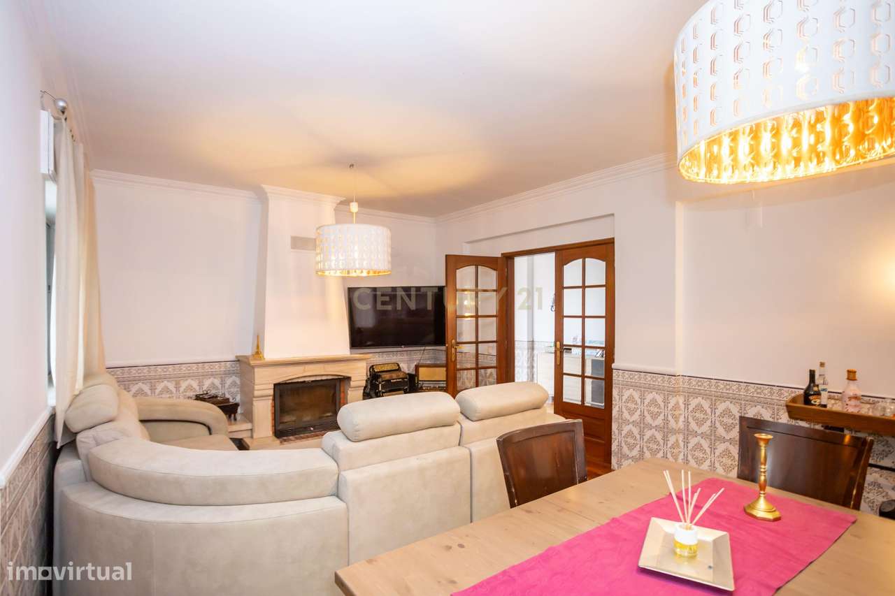 Moradia T5 em Pinhal de Frades com Garagem! - Grande imagem: 4/41