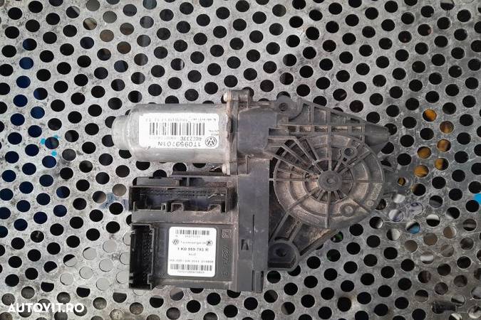 Motoras macara geam fata dreapta 1T0959701N Skoda Octavia 2  [din 200 - 4