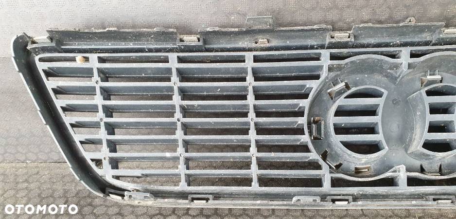 GRILL ATRAPA S3 8L9863653 AUDI A3 8L LIFT - 12