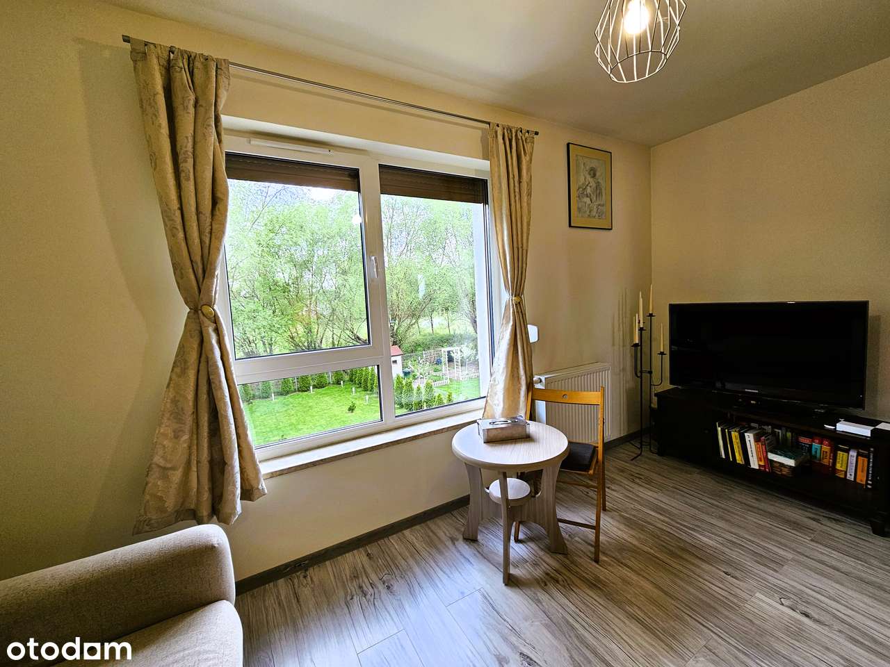 Gotowy do zamieszkania dom - ogródek / garaż-10