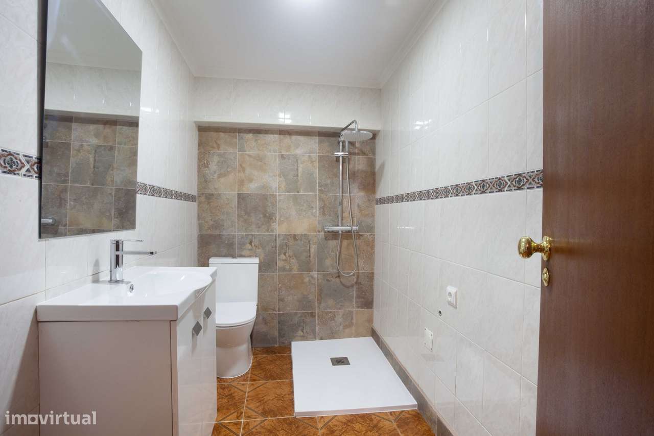 Duplex T1, Costa da Caparica-12