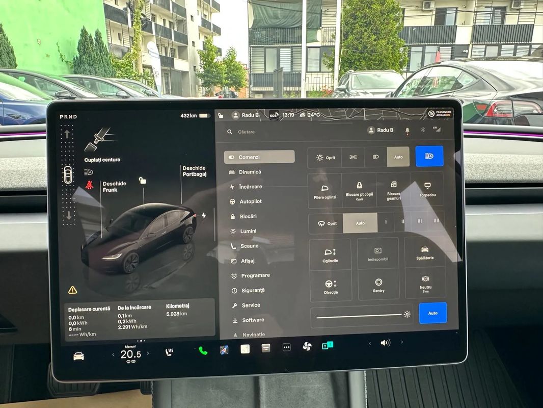 Tesla Model 3 Langstreckenbatterie Allradantrieb Dual Motor - 31