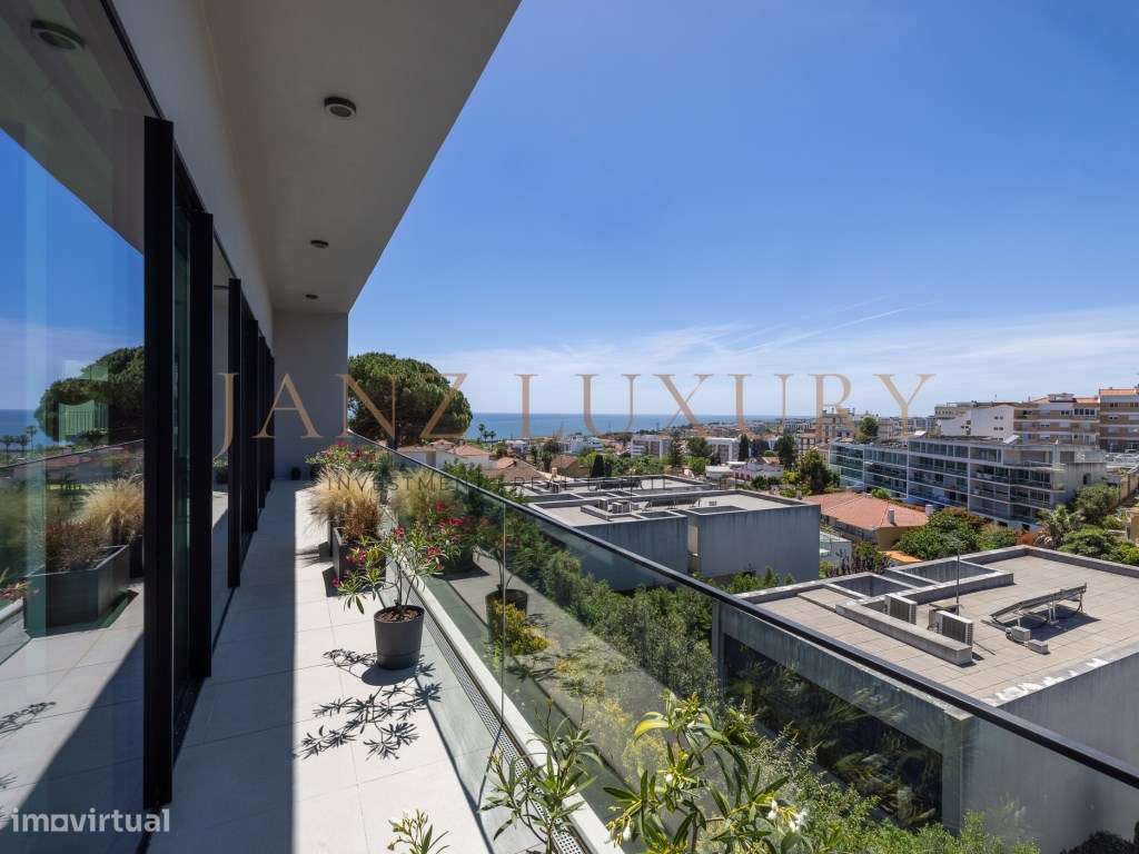 Moradia T4 Contemporânea com Vista Mar Total e Rooftop | Paço de Arcos-11