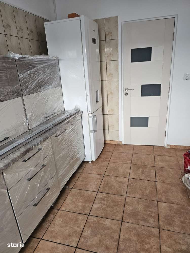 Apartament renovat 3 camere Drumul Taberei - Raul Doamnei | 2 bai | - Imagine principală: 4/15