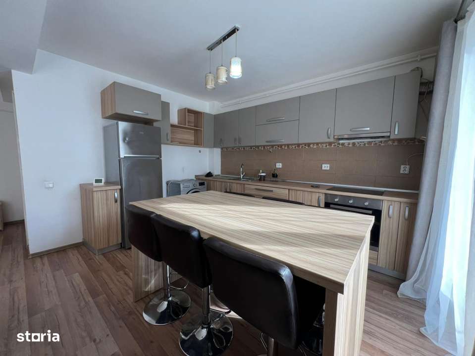 Apartament de 3 camere, 61 mp, loc de parcare, str. Porii/Eroilor - Imagine principală: 2/8