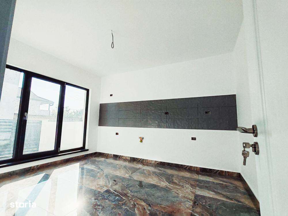 Vindem vila in Navodari - Imagine principală: 5/13